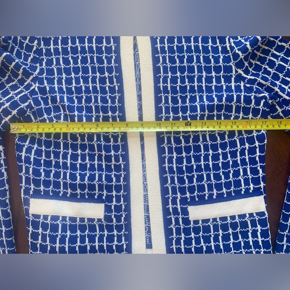 St. John Collection Royal Blue window-pane design. Size 4 - Picture 3 of 4